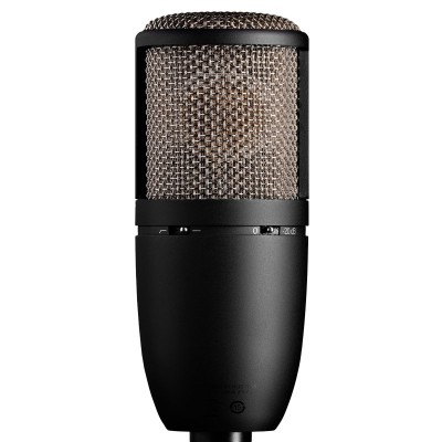 AKG P420